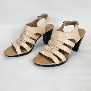 Clarks Heels Open Toe Millie Light Nude Beige Leather Strappy Womens Adjustable